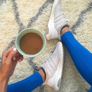 Bright Blue Lorna Jane “Amy” leggings size small